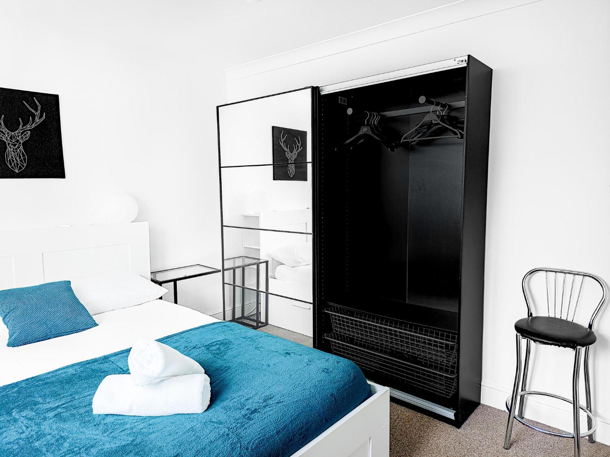 Charming London Home, Opp Arnos Grove Underground Station, Parking New Southgate Extérieur photo
